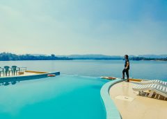 Νέα σεζόν για το Nikki Beach Resort & Spa στη Σαντορίνη: Μοναδικές εμπειρίες, μουσική και γαστρονομία με φόντο το Αιγαίο