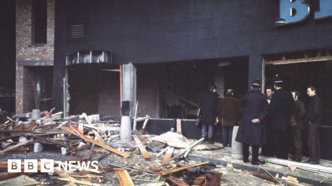 Καμία έρευνα για τις βομβιστικές επιθέσεις του IRA στο Μπέρμιγχαμ το 1974
| presscode.gr