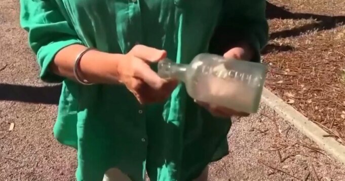 Μηνύματα σε μπουκάλι από τον Α' Παγκόσμιο Πόλεμο που βρέθηκαν σε παραλία της Αυστραλίας
| presscode.gr