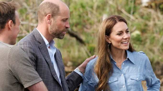 Ο πρίγκιπας Γουίλιαμ και η Κέιτ κέρδισαν την υπόθεση απορρήτου Ο πρίγκιπας Γουίλιαμ και η Κέιτ κέρδισαν την υπόθεση απορρήτου εναντίον του γαλλικού περιοδικού
| presscode.gr