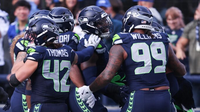 Defense & Kicker Start 'Em, Sit' Em For Fantasy Football Defense & Kicker Start 'Em, Sit' Em For Fantasy Football Week 12
| presscode.gr