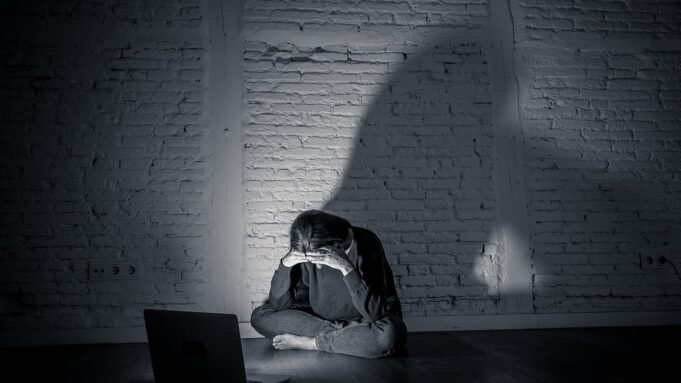 Are YOU addicted to ChatGPT? Scientists warn something strange is happening to people who use AI too often | presscode.gr