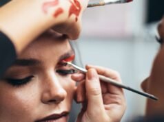 Black Friday Προσφορές ομορφιάς Οι ειδικοί ορκίζονται από: Περιποίηση δέρματος, μαλλιά και μακιγιάζ
| presscode.gr Black Friday Προσφορές ομορφιάς Οι ειδικοί ορκίζονται από: Περιποίηση δέρματος, μαλλιά και μακιγιάζ
| presscode.gr