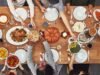 Friendsgiving 101: Μια ιστορία των φτιαγμένων διακοπών και πώς να τις γιορτάσετε
| presscode.gr Friendsgiving 101: Μια ιστορία των φτιαγμένων διακοπών και πώς να τις γιορτάσετε
| presscode.gr