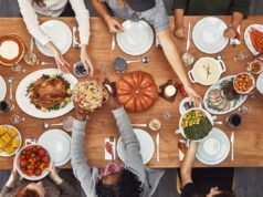 Friendsgiving 101: Μια ιστορία των φτιαγμένων διακοπών και πώς να τις γιορτάσετε
| presscode.gr Friendsgiving 101: Μια ιστορία των φτιαγμένων διακοπών και πώς να τις γιορτάσετε
| presscode.gr