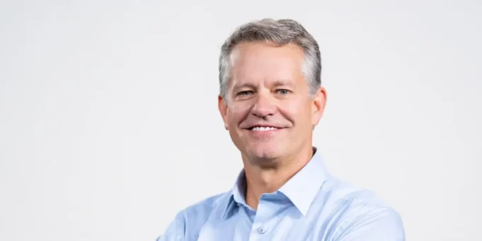 How Walmart's new CEO started out as a store associate How Walmart's new CEO started out as a store associate and rose to the top of the retail giant | presscode.gr