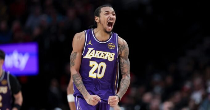 No Big 3, κανένα πρόβλημα: Ο Νικ Σμιθ Τζούνιορ βοηθάει No Big 3, κανένα πρόβλημα: Ο Νικ Σμιθ Τζούνιορ βοηθάει τους Λέικερς στην τέταρτη συνεχόμενη νίκη
| presscode.gr