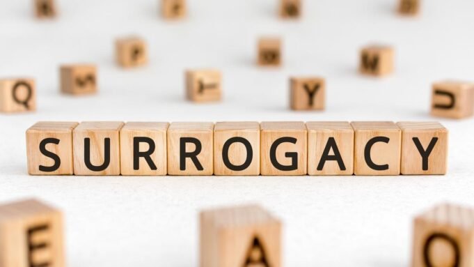 SC για να εξετάσει εάν η απαγόρευση της παρένθετης μητρότητας Google Preferred Source