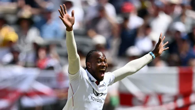 The Ashes: Η Αυστραλία ακολουθεί την Αγγλία κατά 157 στο The Ashes: Η Αυστραλία ακολουθεί την Αγγλία κατά 157 στο τσάι τη μανιακή ημέρα των εγκαινίων
| presscode.gr