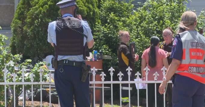 Άνδρας σε κρίσιμη κατάσταση μετά από επίθεση από πολλά σκυλιά Άνδρας σε κρίσιμη κατάσταση μετά από επίθεση από πολλά σκυλιά στα δυτικά του Σίδνεϊ
| presscode.gr