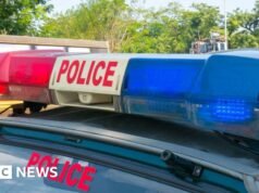 Άνδρες που υποδύονται τους αξιωματούχους της κεντρικής τράπεζας της Ινδίας κάνουν κλοπή 800.000 δολαρίων
| presscode.gr Άνδρες που υποδύονται τους αξιωματούχους της κεντρικής τράπεζας της Ινδίας κάνουν κλοπή 800.000 δολαρίων
| presscode.gr