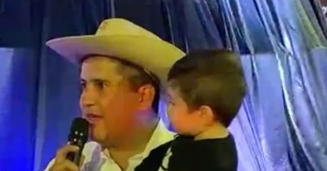 Ένοπλοι σκότωσαν τον Μεξικανό δήμαρχο που προέτρεψε την κυβέρνηση να Ένοπλοι σκότωσαν τον Μεξικανό δήμαρχο που προέτρεψε την κυβέρνηση να αντιμετωπίσει το βίαιο έγκλημα
| presscode.gr