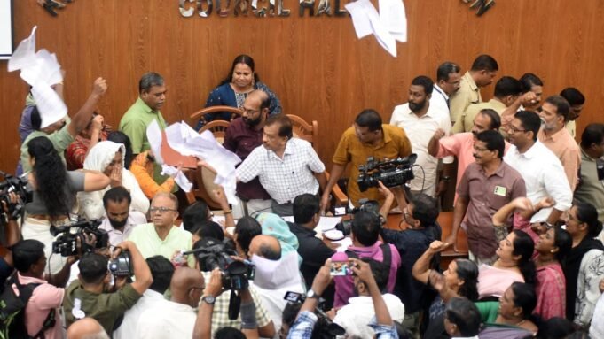 Αναστάτωση στο Συμβούλιο της Kozhikode Corporation για το διορισμό προσωρινών Google Preferred Source