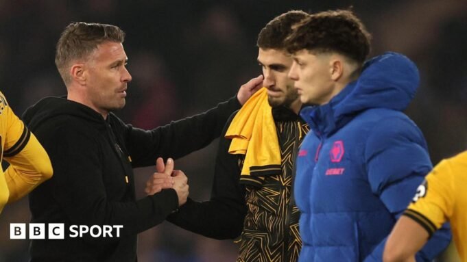 «Δεν έχω μαγικό ραβδί» - ο Έντουαρντς αντιμετωπίζει αδύνατη δουλειά στη Γουλβς
| presscode.gr