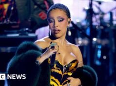 Η Doja Cat απορρίπτει τα παράπονα των θαυμαστών για περιοδεία
| presscode.gr Η Doja Cat απορρίπτει τα παράπονα των θαυμαστών για περιοδεία
| presscode.gr