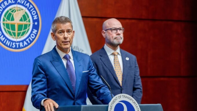 Η FAA θα μειώσει την εναέρια κυκλοφορία κατά 10% σε Η FAA θα μειώσει την εναέρια κυκλοφορία κατά 10% σε πολλά αεροδρόμια για να διατηρήσει την ασφάλεια
| presscode.gr