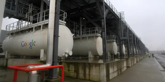 Η Google θέλει να κατασκευάσει ένα κέντρο δεδομένων που αξιοποιεί Η Google θέλει να κατασκευάσει ένα κέντρο δεδομένων που αξιοποιεί τη δύναμη του ήλιου — στο διάστημα
| presscode.gr