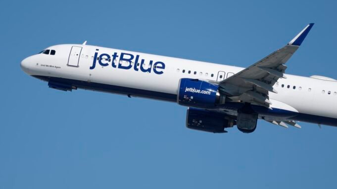 Η JetBlue θα προσθέσει τις πτήσεις από το Μιλάνο και Η JetBlue θα προσθέσει τις πτήσεις από το Μιλάνο και τη Βαρκελώνη το επόμενο έτος σε ώθηση για ταξιδιώτες με υψηλές δαπάνες
| presscode.gr