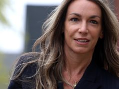 Η Karen Read ισχυρίζεται ότι είχε πλαισιωθεί για τη δολοφονία του φίλου της σε νέα μήνυση
| presscode.gr Η Karen Read ισχυρίζεται ότι είχε πλαισιωθεί για τη δολοφονία του φίλου της σε νέα μήνυση
| presscode.gr