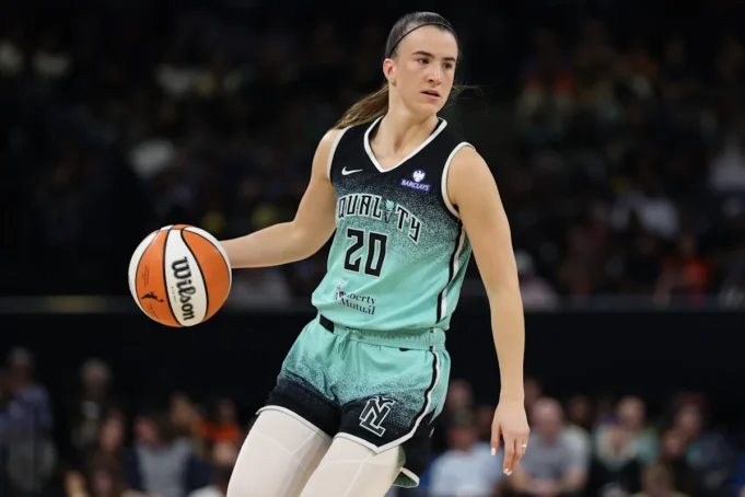 Η Sabrina Ionescu πηγαίνει μυστικά για τον διαγωνισμό ελεύθερων βολών στο Όρεγκον για το επεισόδιο της τηλεοπτικής εκπομπής Amazon
| presscode.gr