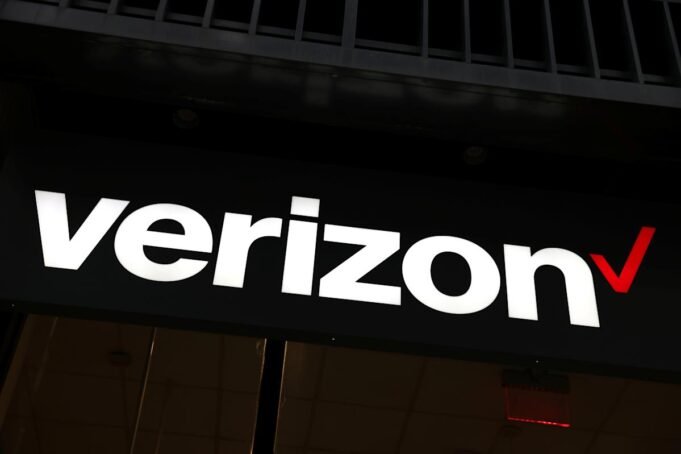 Η Verizon ενδέχεται να περικόψει 15.000 θέσεις εργασίας την επόμενη Η Verizon ενδέχεται να περικόψει 15.000 θέσεις εργασίας την επόμενη εβδομάδα
| presscode.gr