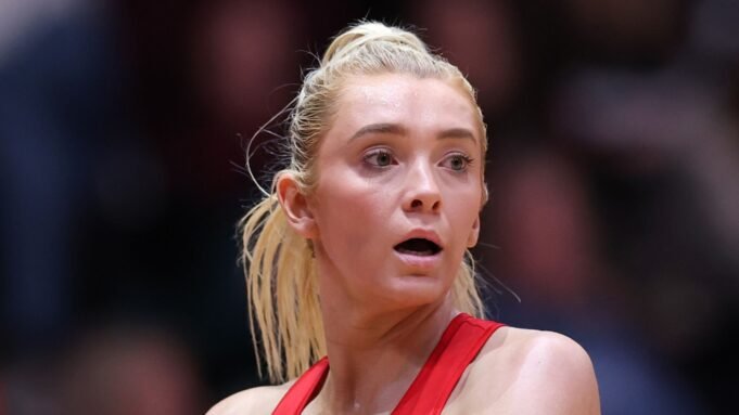 Η Αγγλία τιμωρήθηκε από τη Νέα Ζηλανδία στη σειρά | Η Αγγλία τιμωρήθηκε από τη Νέα Ζηλανδία στη σειρά
| presscode.gr