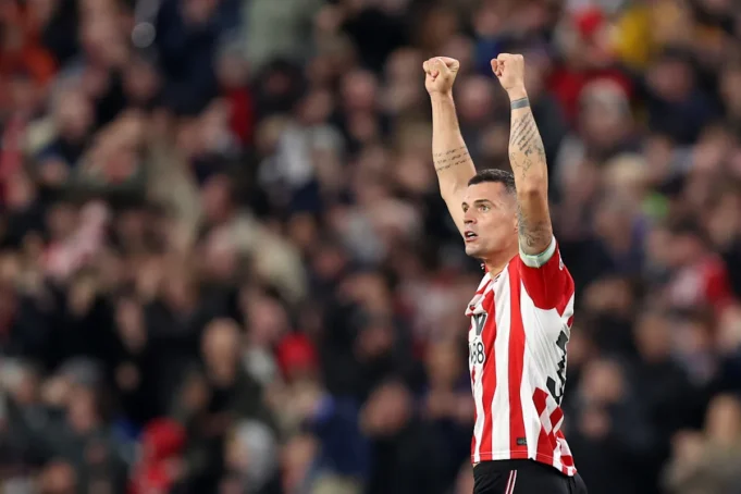 Η Γιουβέντους ενδιαφέρεται για τον μέσο της Σάντερλαντ
| presscode.gr