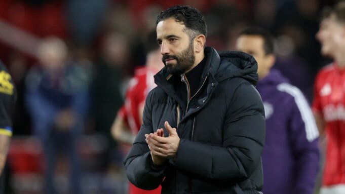 Η Μάντσεστερ Γιουνάιτεντ «Κρατά συνομιλίες» με τον πράκτορα του απογοητευμένου Η Μάντσεστερ Γιουνάιτεντ «Κρατά συνομιλίες» με τον πράκτορα του απογοητευμένου επιθετικού
| presscode.gr