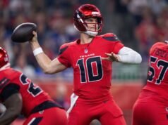 Η άμυνα των Τεξανών, ο Ντέιβις Μιλς βγαίνει μεγάλος στη νίκη του TNF εναντίον του Μπιλς
| presscode.gr Η άμυνα των Τεξανών, ο Ντέιβις Μιλς βγαίνει μεγάλος στη νίκη του TNF εναντίον του Μπιλς
| presscode.gr