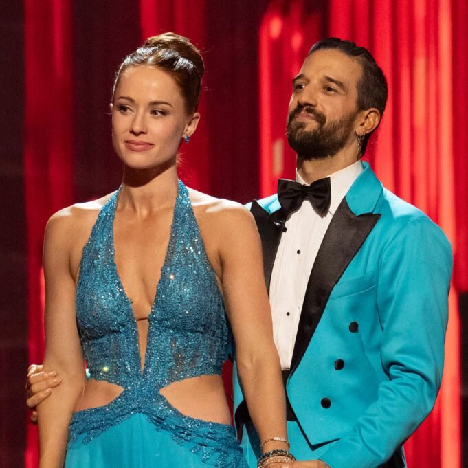 Η δακρύβρεχτη Whitney Leavitt συγκρίνει την εξάλειψη DWTS με έναν "Χωρισμό"
| presscode.gr