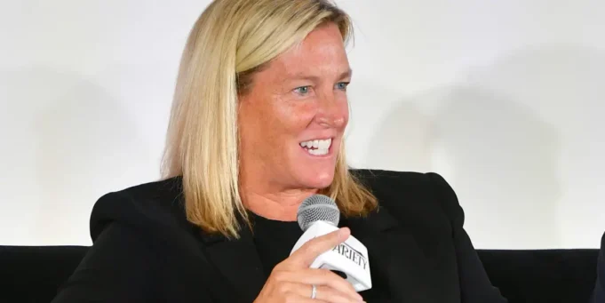 Η διευθύντρια διαφημίσεων του Netflix περιγράφει τον τομέα της επιχείρησης Η διευθύντρια διαφημίσεων του Netflix περιγράφει τον τομέα της επιχείρησης για τον οποίο είναι πιο ενθουσιασμένη και γιατί
| presscode.gr