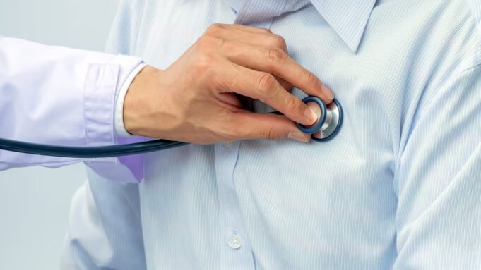 Η κακή υγεία της καρδιάς στη μέση ηλικία συνδέεται με Η κακή υγεία της καρδιάς στη μέση ηλικία συνδέεται με αυξημένο κίνδυνο άνοιας
| presscode.gr