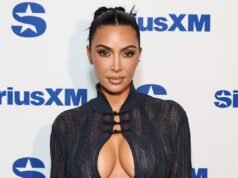 Η “κακωμένη” Κιμ Καρντάσιαν μοιράζεται μια ενημέρωση ζωής μετά την αποτυχία της στις εξετάσεις δικηγορίας
| presscode.gr Η "κακωμένη" Κιμ Καρντάσιαν μοιράζεται μια ενημέρωση ζωής μετά την αποτυχία της στις εξετάσεις δικηγορίας
| presscode.gr