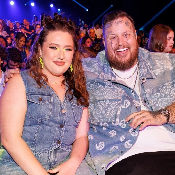 Η κόρη του Jelly Roll, Bailee Ann, αντιδρά ξεκαρδιστικά στο νέο του πρόσωπο
| presscode.gr