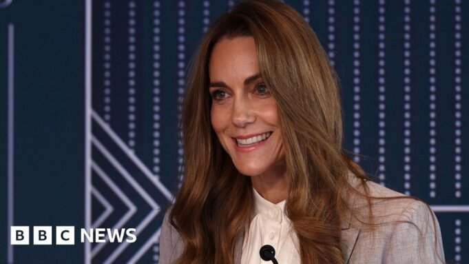 Η πρώτη ομιλία της Catherine μετά από δύο χρόνια ζητά αξιοπρέπεια για τους φροντιστές
| presscode.gr