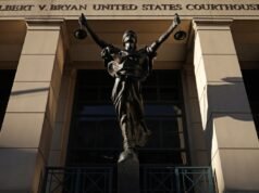 Η υπόθεση του DOJ εναντίον του Κόμεϊ αντιμετωπίζει προβλήματα. Και, ισχυρές φιγούρες στα τελευταία έγγραφα του Epstein
| presscode.gr Η υπόθεση του DOJ εναντίον του Κόμεϊ αντιμετωπίζει προβλήματα. Και, ισχυρές φιγούρες στα τελευταία έγγραφα του Epstein
| presscode.gr