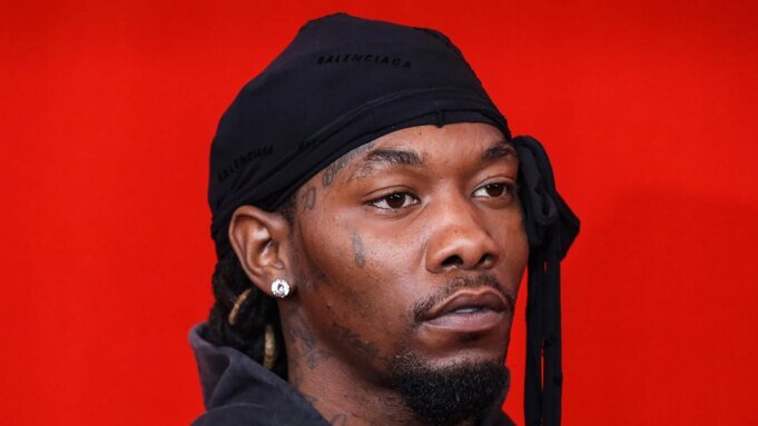 Μήνυση οφσετ από φρουρό ασφαλείας ιατρού που ισχυρίζεται ότι ο Μήνυση οφσετ από φρουρό ασφαλείας ιατρού που ισχυρίζεται ότι ο ράπερ του επιτέθηκε
| presscode.gr