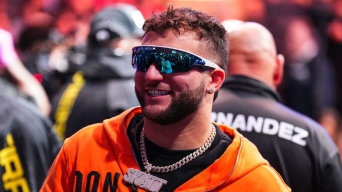 Ο Cam Skattebo, ο Abdul Carter και οι Giants μαλώνουν Ο Cam Skattebo, ο Abdul Carter και οι Giants μαλώνουν δίπλα στο ριγκ με την Judgment Day στο «Raw»
| presscode.gr