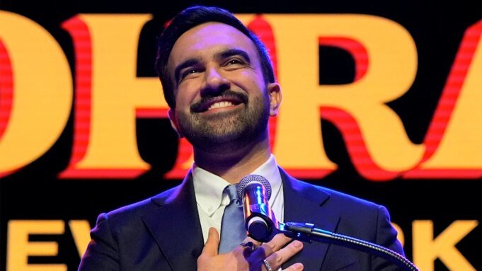 Ο Zohran Mamdani κερδίζει την κούρσα για τη δημαρχία της Ο Zohran Mamdani κερδίζει την κούρσα για τη δημαρχία της Νέας Υόρκης σε νίκη των προοδευτικών Δημοκρατικών
| presscode.gr