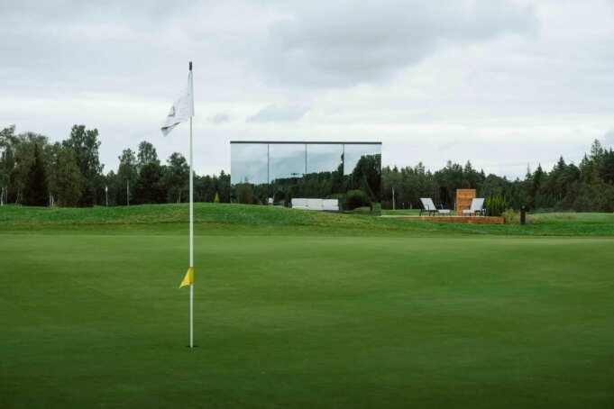 Ο Εσθονικός Mirrored Cabin Maker ανεβαίνει στο γκολφ ως επόμενη Ο Εσθονικός Mirrored Cabin Maker ανεβαίνει στο γκολφ ως επόμενη κατακόρυφη ανάπτυξη
| presscode.gr