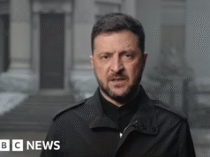 Ο Ζελένσκι προειδοποιεί ότι η Ουκρανία κινδυνεύει να χάσει την υποστήριξη των ΗΠΑ σχετικά με το ειρηνευτικό σχέδιο του Λευκού Οίκου
| presscode.gr Ο Ζελένσκι προειδοποιεί ότι η Ουκρανία κινδυνεύει να χάσει την υποστήριξη των ΗΠΑ σχετικά με το ειρηνευτικό σχέδιο του Λευκού Οίκου
| presscode.gr