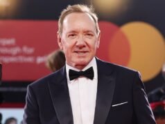 Ο Κέβιν Σπέισι «ζει σε ξενοδοχεία» μετά από καταγγελίες για σεξουαλική κακή συμπεριφορά
| presscode.gr Ο Κέβιν Σπέισι «ζει σε ξενοδοχεία» μετά από καταγγελίες για σεξουαλική κακή συμπεριφορά
| presscode.gr