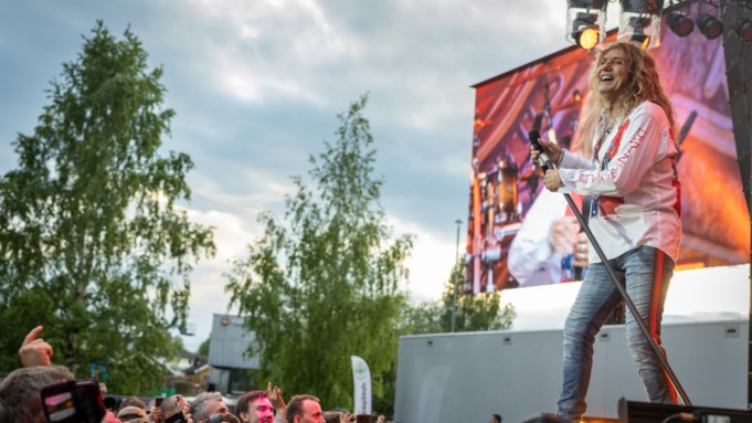 Ο Ντέιβιντ Κόβερντεϊλ αποχαιρετά το τελευταίο μουσικό βίντεο των Whitesnake πριν από τη συνταξιοδότηση
| presscode.gr