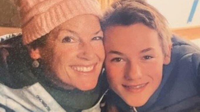 Ο γιος μου πέθανε οκτώ μήνες αφότου διαγνώστηκε με τον «χειρότερο» καρκίνο... ο θάνατός του οδηγεί στη θεραπεία
| presscode.gr