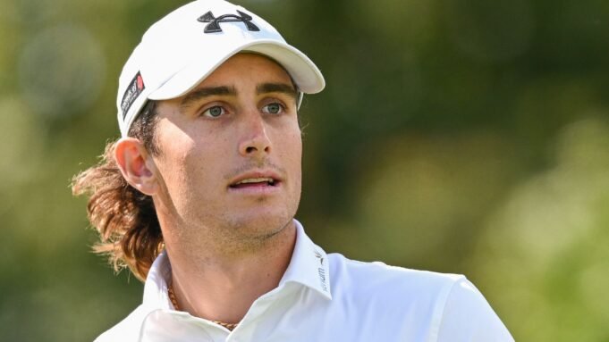 Ο επαγγελματίας παίκτης γκολφ απαγόρευσε 10 τουρνουά για «αλόγιστη» παραβίαση Ο επαγγελματίας παίκτης γκολφ απαγόρευσε 10 τουρνουά για «αλόγιστη» παραβίαση κανόνων
| presscode.gr