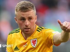 Ο επώδυνος αργός θάνατος της καριέρας του παίκτη μετά τα υψηλά του Παγκοσμίου Κυπέλλου
| presscode.gr Ο επώδυνος αργός θάνατος της καριέρας του παίκτη μετά τα υψηλά του Παγκοσμίου Κυπέλλου
| presscode.gr