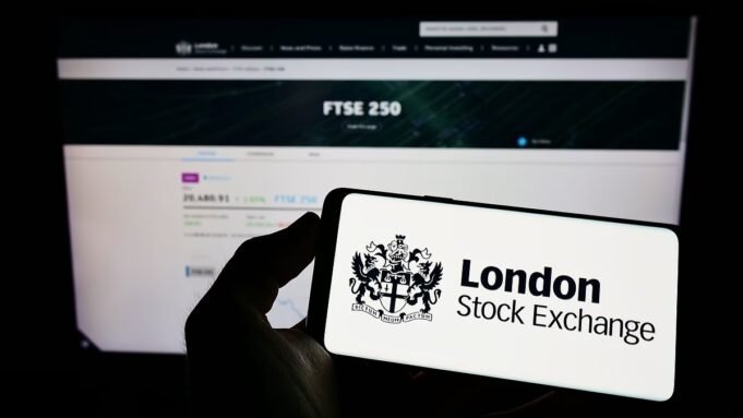 Ο εύθραυστος FTSE 250 κατακλύζεται από εξαγορές
| presscode.gr