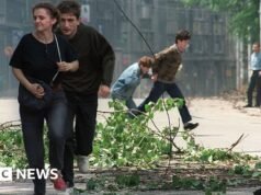 Ο πρόεδρος της Σερβίας αρνείται ότι εμπλέκεται σε φερόμενο «τουρισμό ελεύθερου σκοπευτή» της Βοσνίας
| presscode.gr Ο πρόεδρος της Σερβίας αρνείται ότι εμπλέκεται σε φερόμενο «τουρισμό ελεύθερου σκοπευτή» της Βοσνίας
| presscode.gr