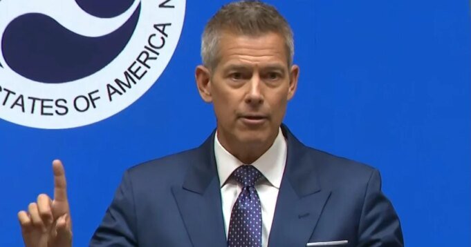 Οι αμερικανικές αεροπορικές εταιρείες διέταξαν να περικόψουν χιλιάδες πτήσεις λόγω Οι αμερικανικές αεροπορικές εταιρείες διέταξαν να περικόψουν χιλιάδες πτήσεις λόγω της κυβερνητικής διακοπής λειτουργίας
| presscode.gr