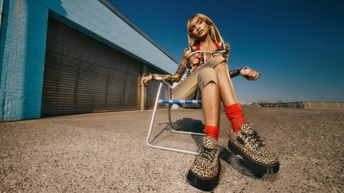 Οι δασμοί Τραμπ αναγκάζουν τον Δρ Μάρτενς να αυξήσει τις τιμές στις ΗΠΑ - αλλά η εταιρεία εκκίνησης λέει ότι εξακολουθεί να είναι σε καλό δρόμο με τις προβλέψεις για ολόκληρο το έτος
| presscode.gr